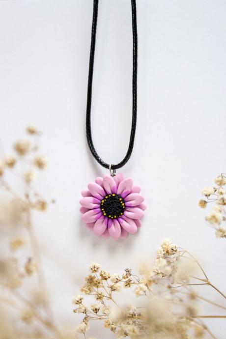 Pink Daisy Pendant, Handmade Polymer Clay Necklace Charm, Made in Australia, Gift for Her, Flower Jewellery, Handmade Jewelry, Birthday